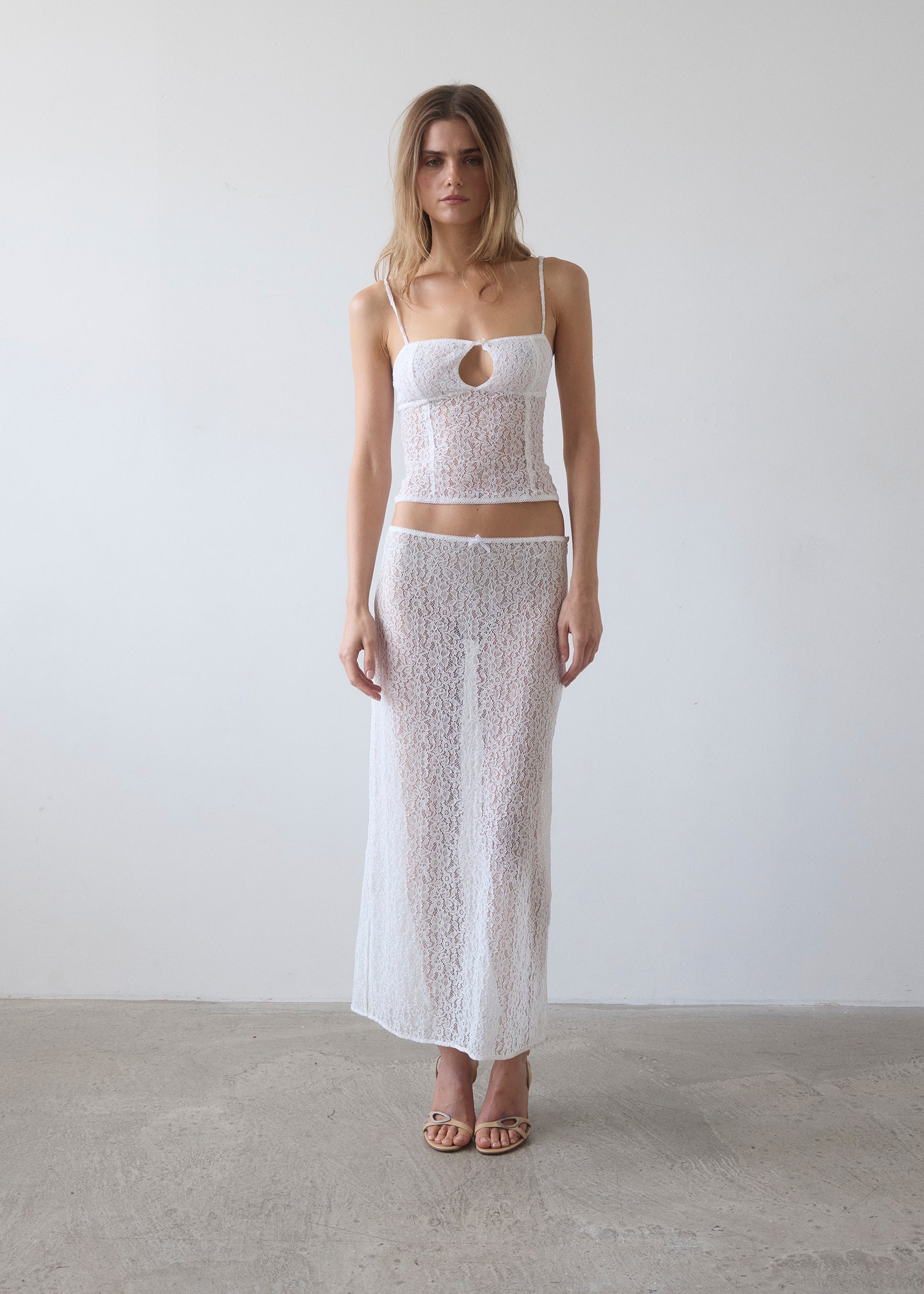 Ruby lace skirt